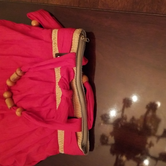 Red fabric shoulder bag - Picture 4 of 7